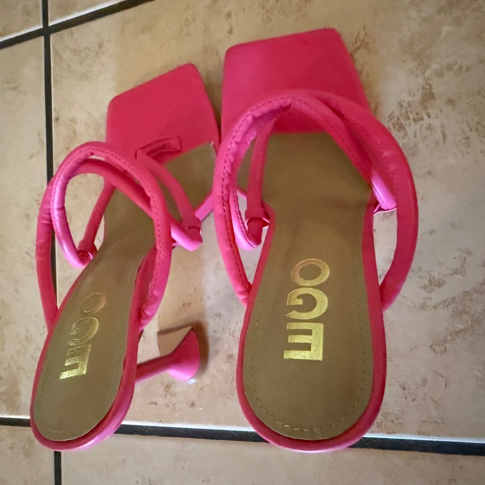 Shoes! - Picture 5 of 5